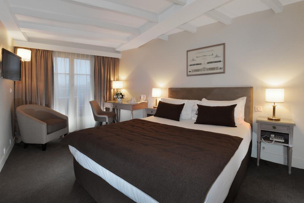 Готель Madeleine Plaza 4*