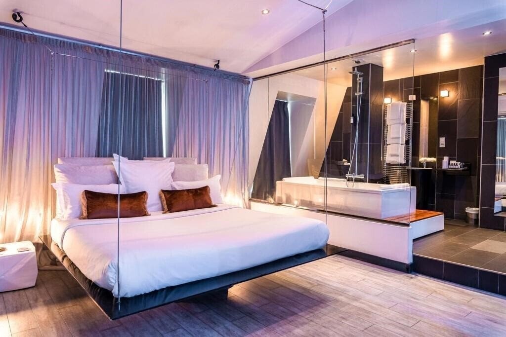 Фото Kube Hotel 4*