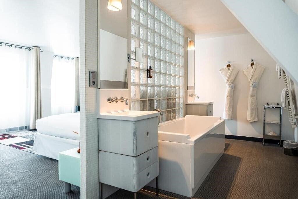 Фотографія Kube Hotel 4*