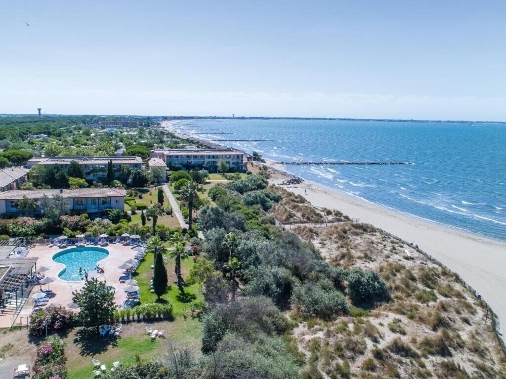 Картинка Sowell Family - Le Grau Du Roy 4*