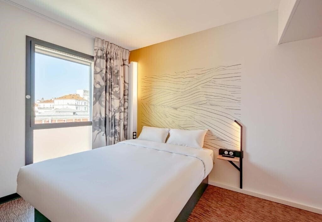Готель B&B Hotel Toulon Centre Gare 3*