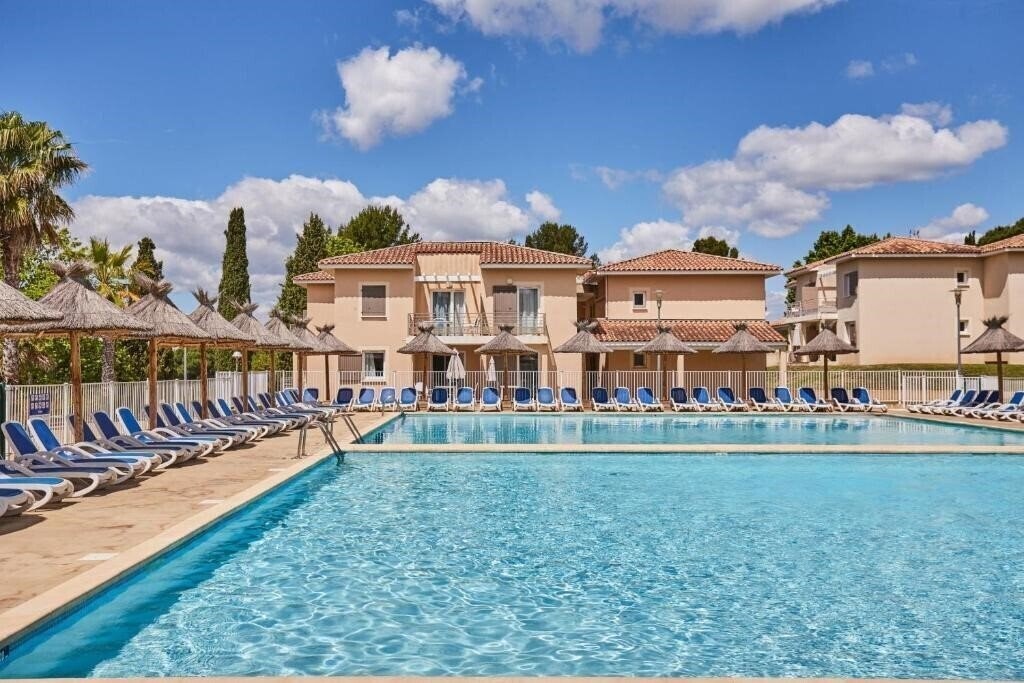 Фотографія Residence Odalys Reference Les Oceanides 3*