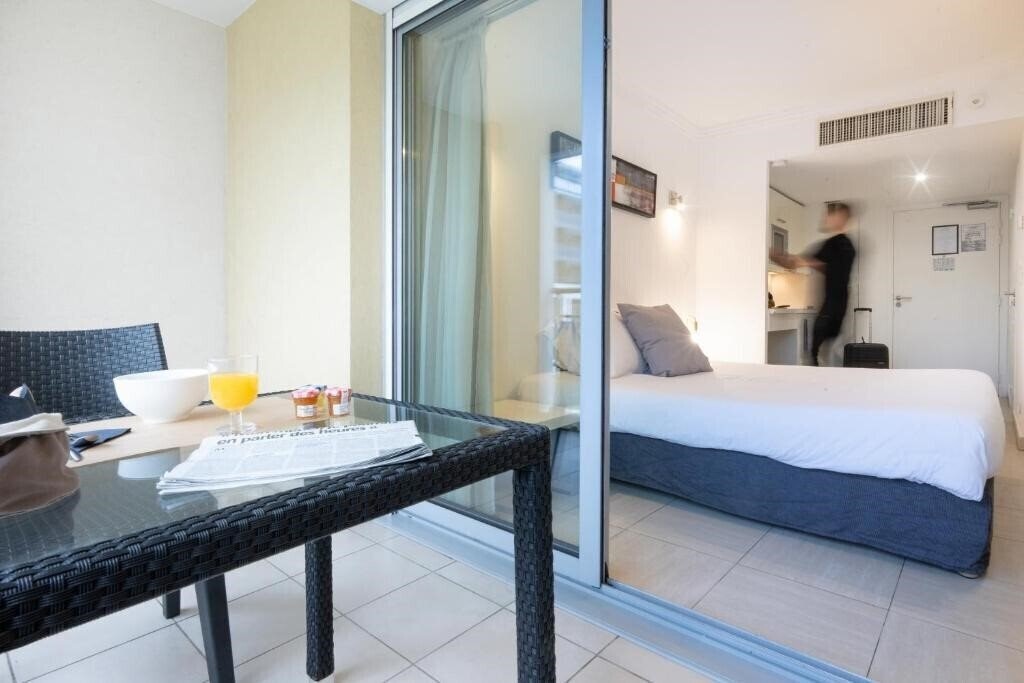 Картинка Nemea Appart Hotel Le Lido Cagnes sur Mer 4*