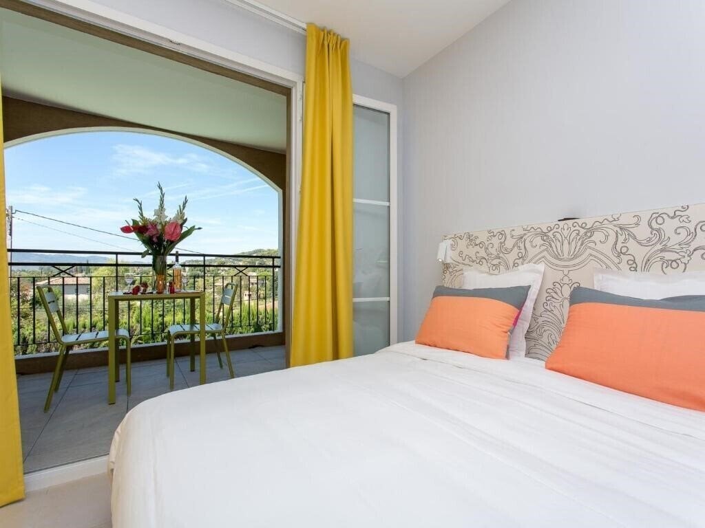 Фото Adonis Mougins 4*