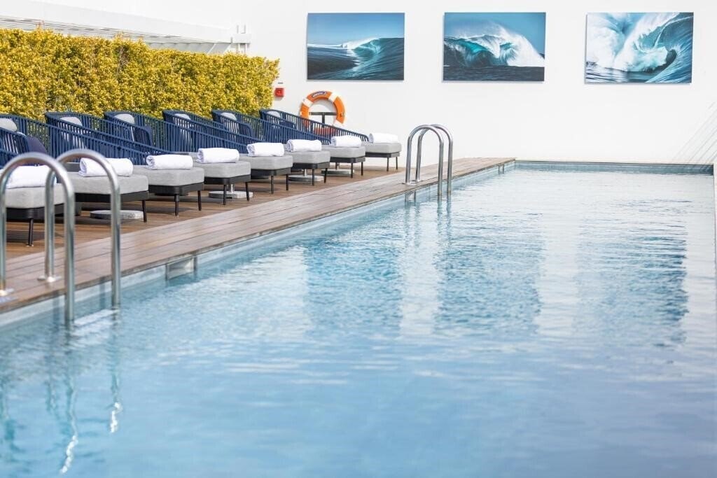 Фото Hotel Indigo Cagnes sur Mer, an IHG Hotel 4*