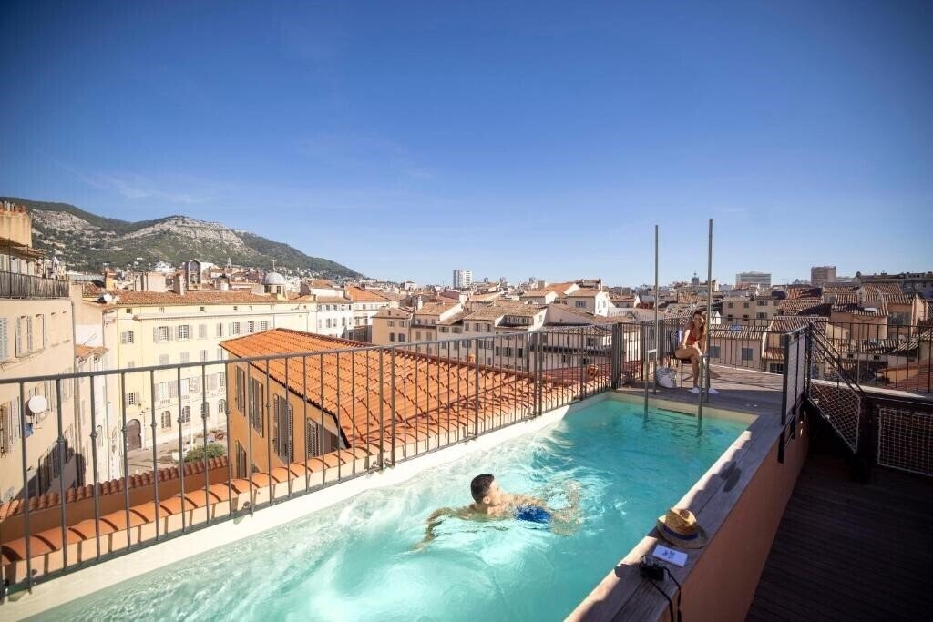 Готель L'Eautel Toulon Port 4*