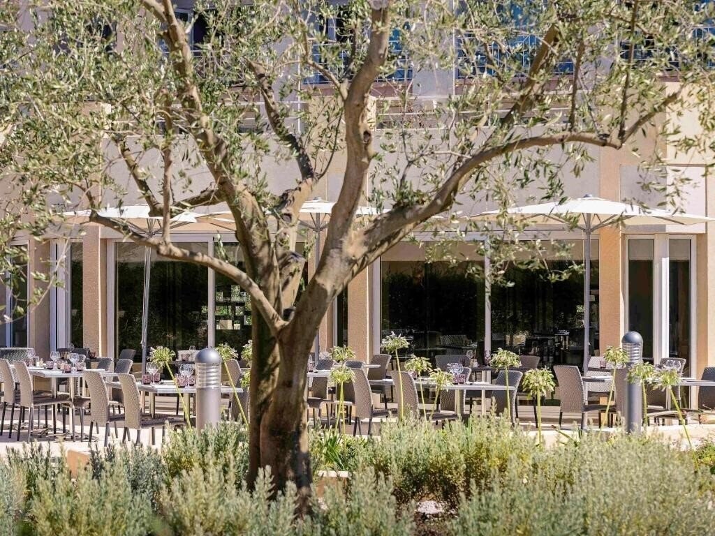 Фото Mercure Thalasso & SPA Port Frejus 4*