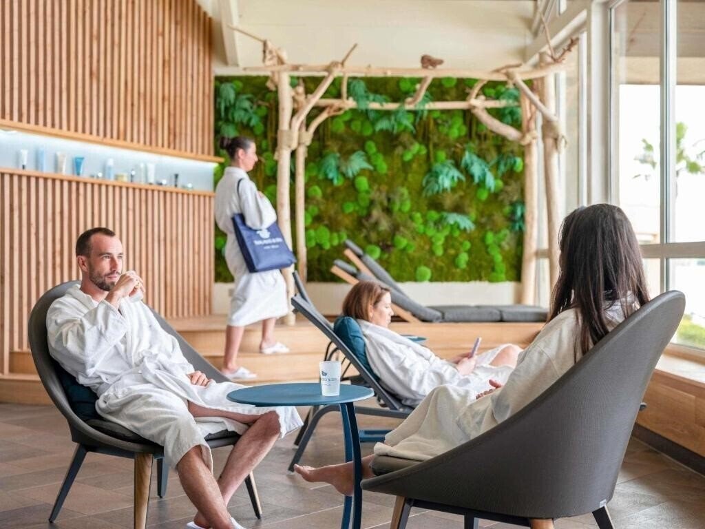 Изображение Mercure Thalasso & SPA Port Frejus 4*