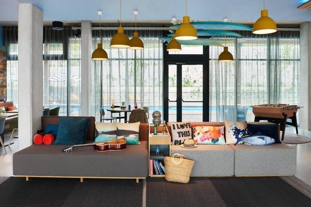 Картинка Moxy Sophia Antipolis 3*