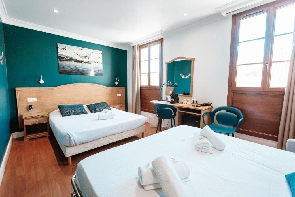 Фото Grand Hotel de la Gare Toulon, Boutique Hotel 3*