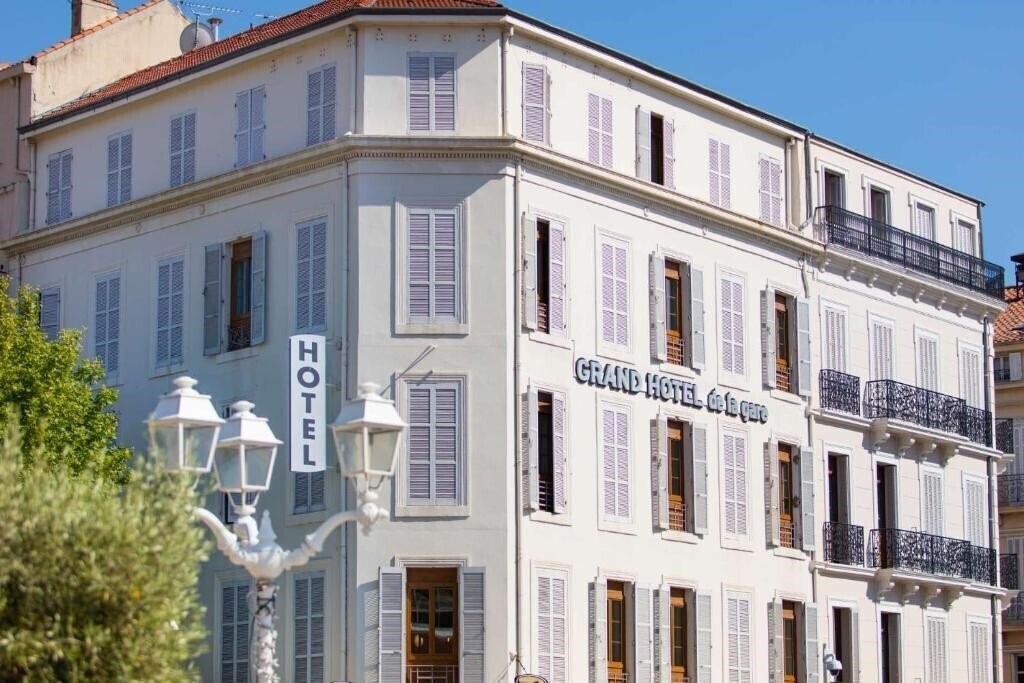 Готель Grand Hotel de la Gare Toulon, Boutique Hotel (ex. The Originals Boutique, Grand Hotel de la Gare, Toulon) 3*