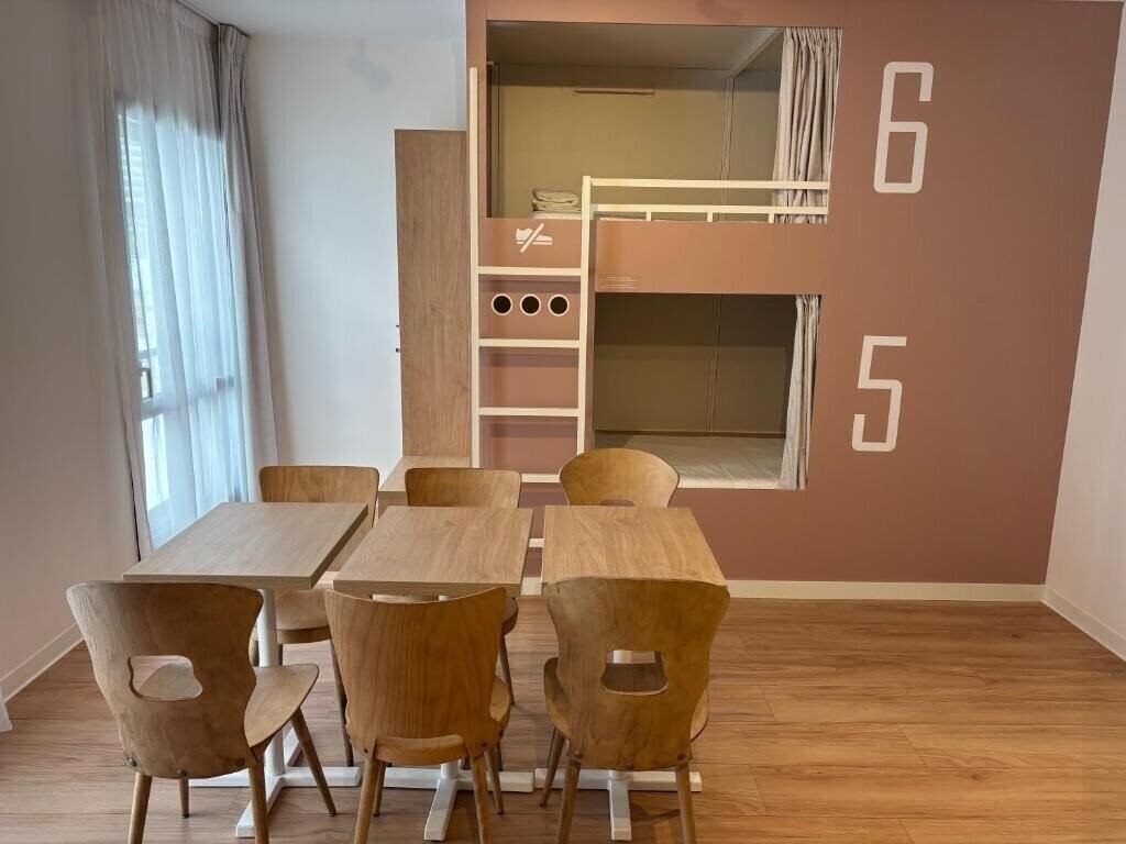 Фотография Apparthotel Privilodges Toulon Centre Gare (ex. Le Hub Toulon) 3*