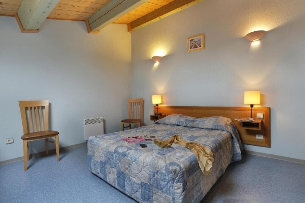 Фото Residence Les Bastides de Fayence Vacanceole 3*