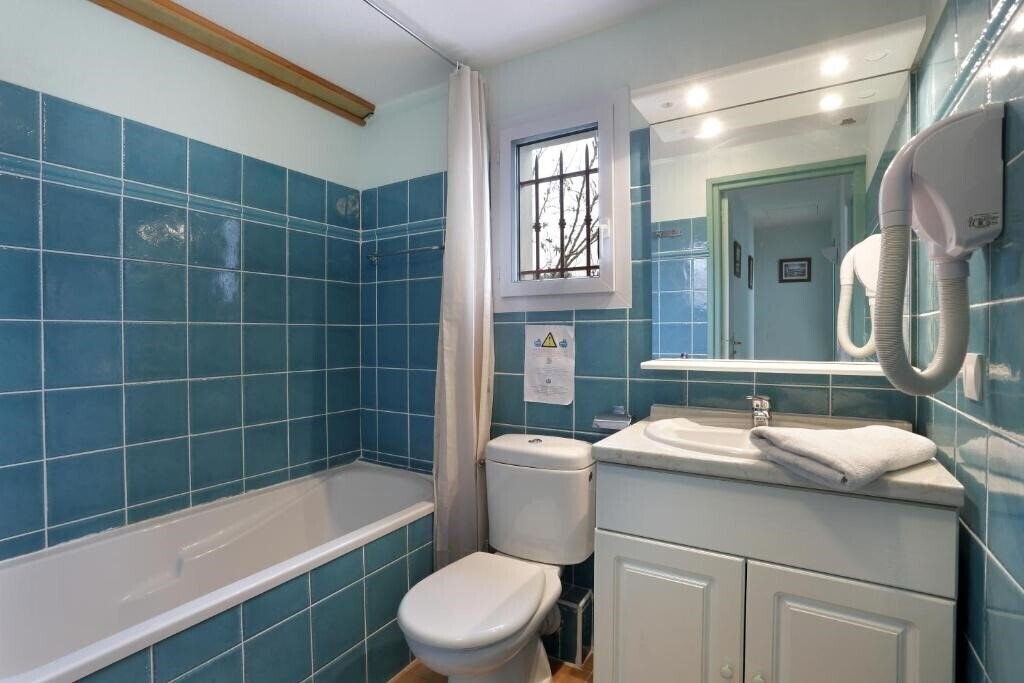 Фотографія Residence Les Bastides de Fayence Vacanceole 3*