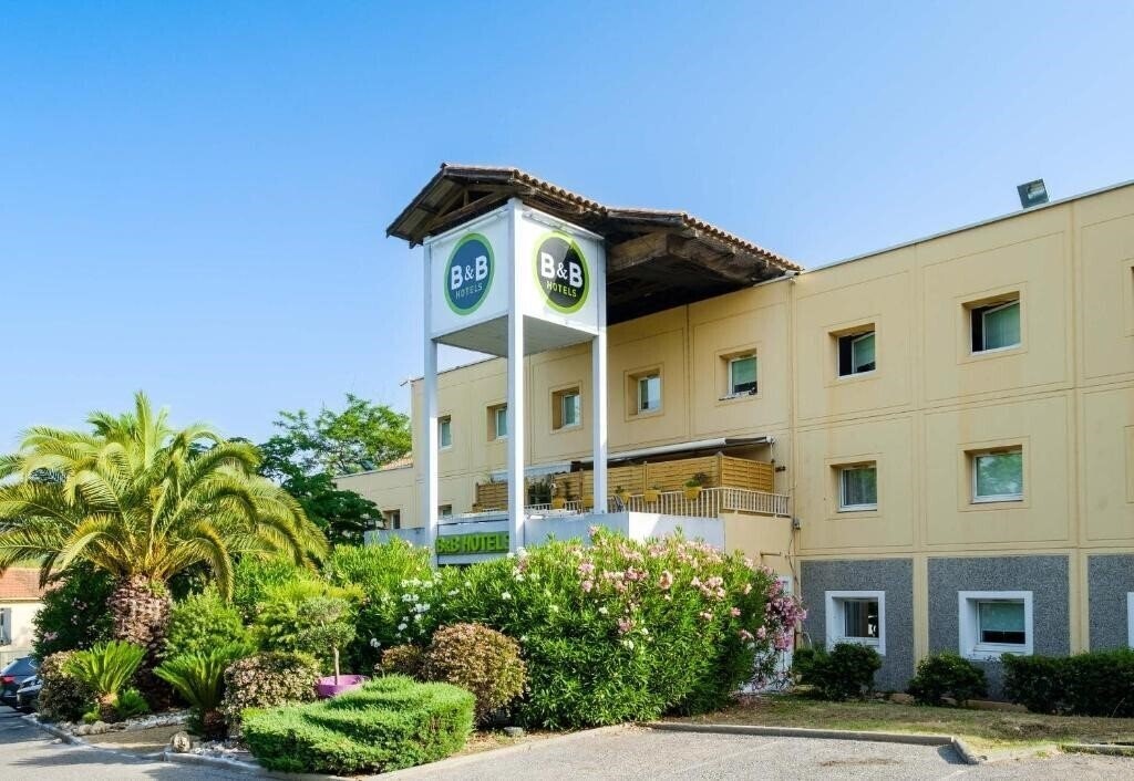 Готель B&B Hotel Cannes Mouans Sartoux 2*