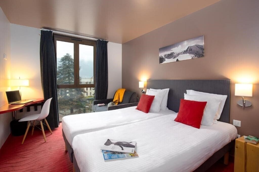 Фото Sowell Hotels Le Parc & SPA 4*