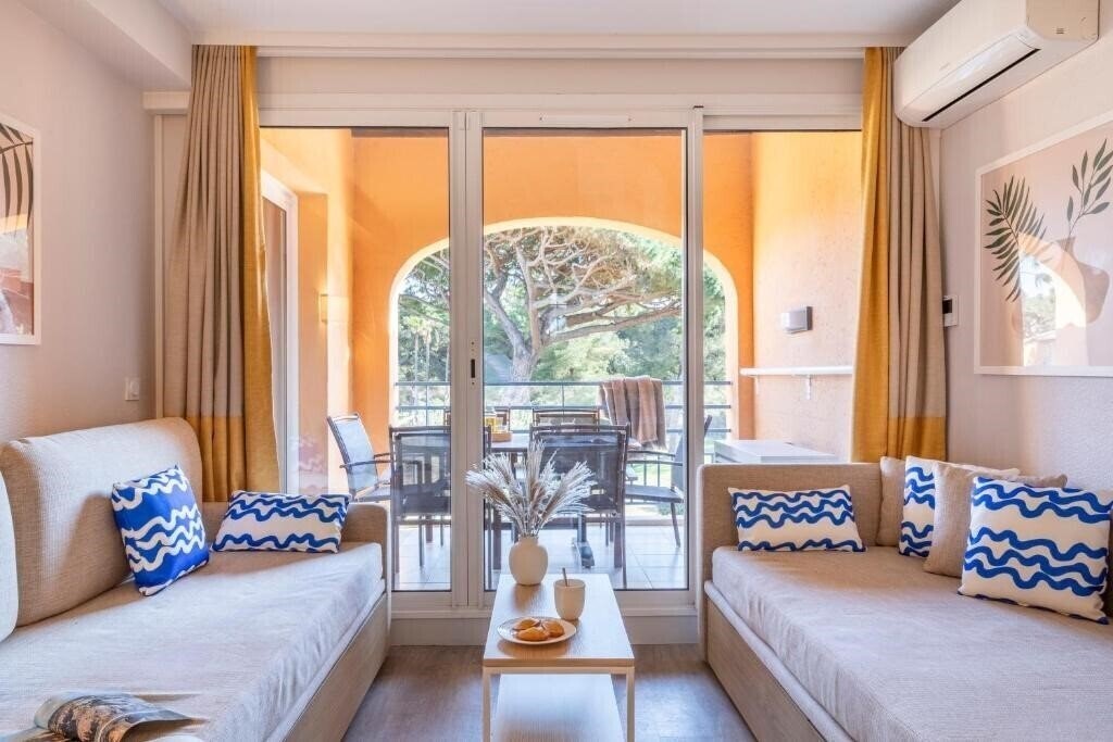 Фотографія Pierre & Vacances Residence La Pinede 3*