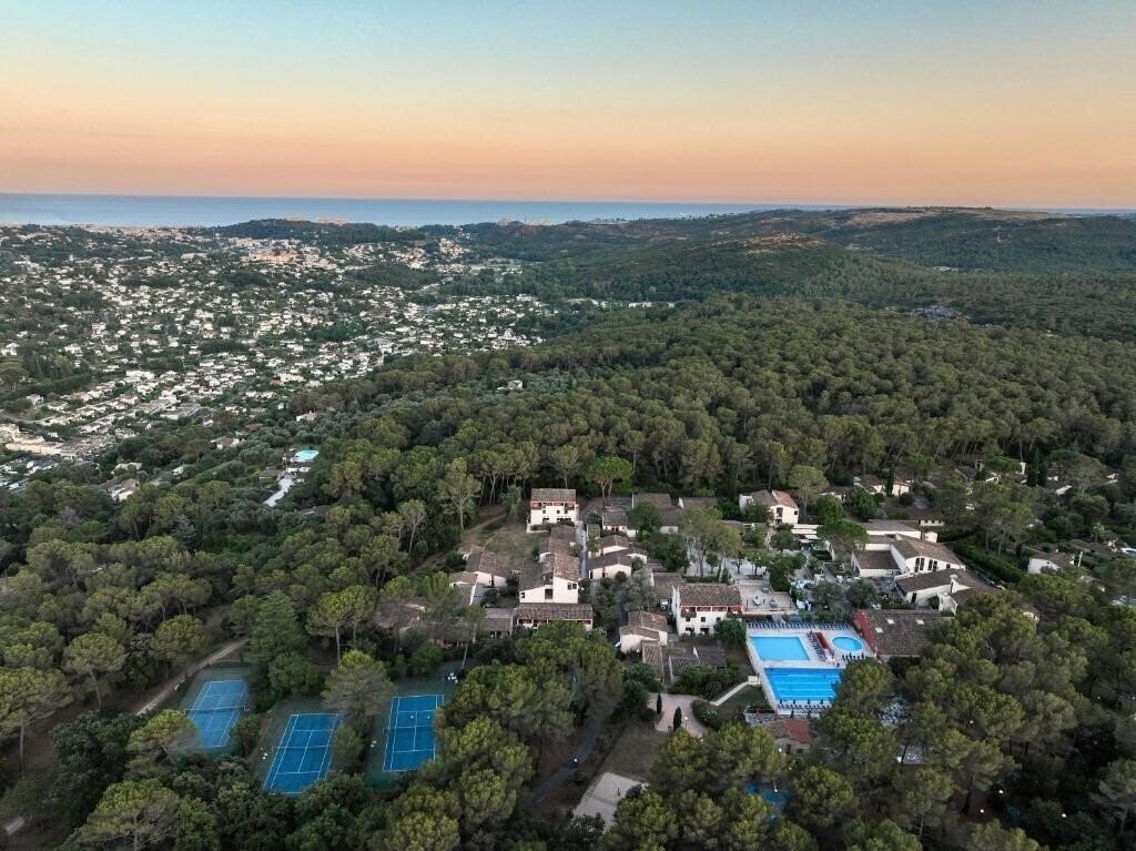 Зображення Belambra Club Les Terrasses de St Paul de Vence 3*