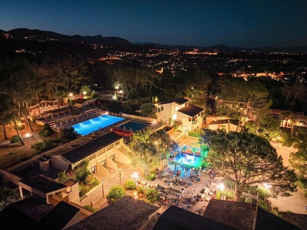 Картинка Belambra Club Les Terrasses de St Paul de Vence 3*