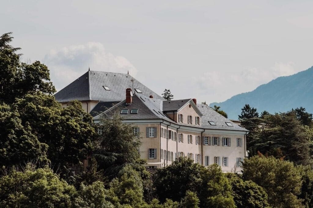 Готель Hotel Restaurant & SPA La Robeyere, BW Signature Collection 4*