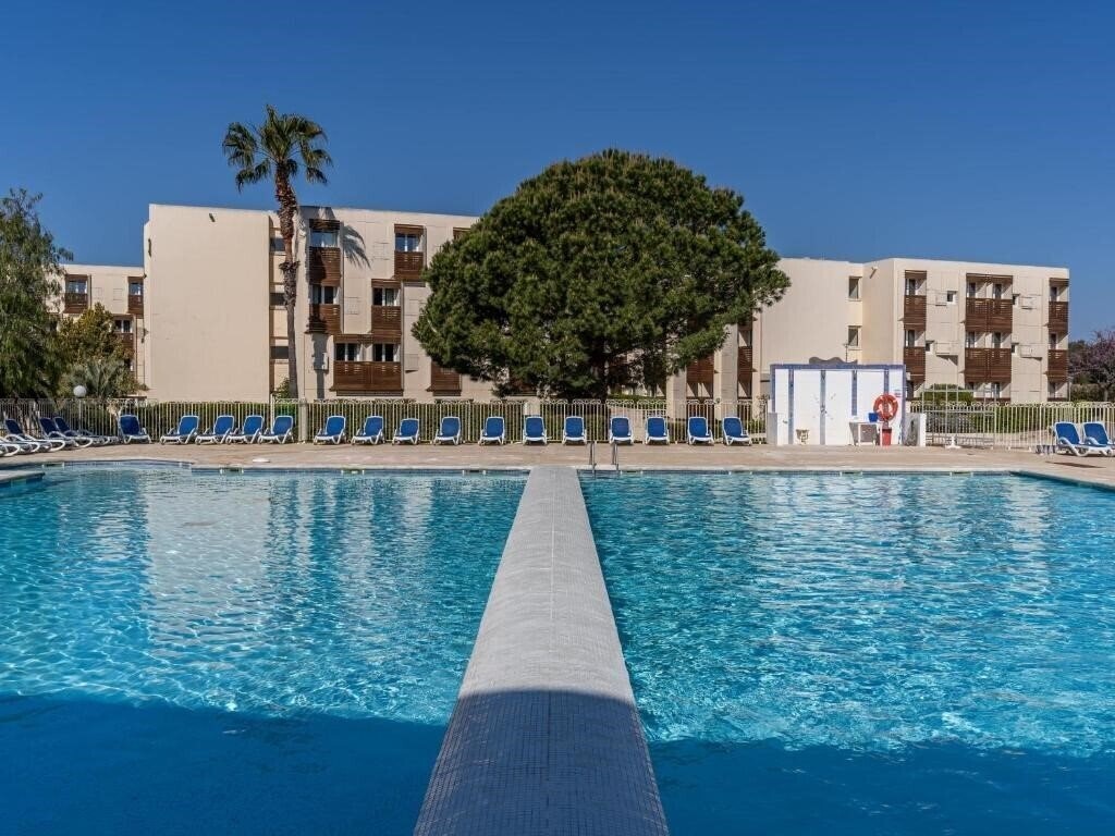 Готель Vacanceole Residence l'Ile d'Or 2*