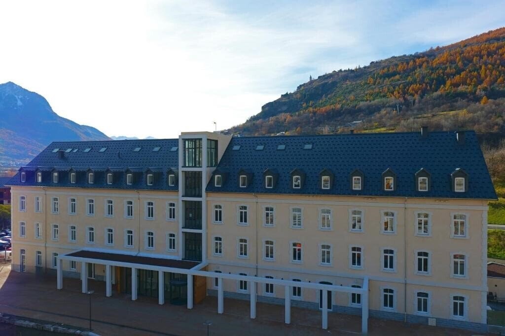 Фотография Garrigae Caserne de Briancon 4*