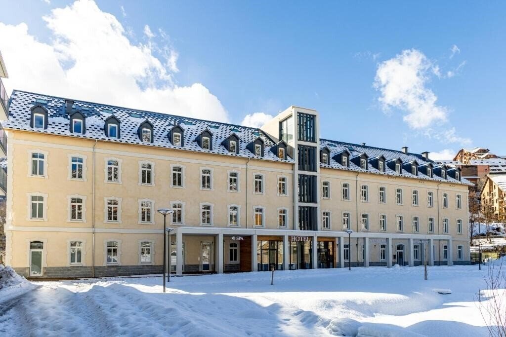 Изображение Garrigae Caserne de Briancon 4*