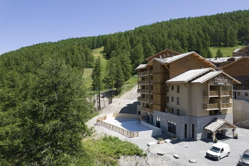 Готель Residence Odalys L'Ecrin de Vars 4*
