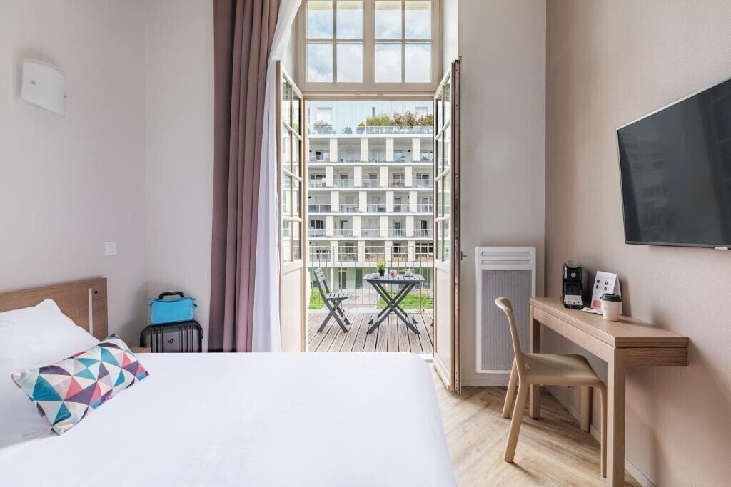 Готель Appart'City Confort Reims Centre 3*