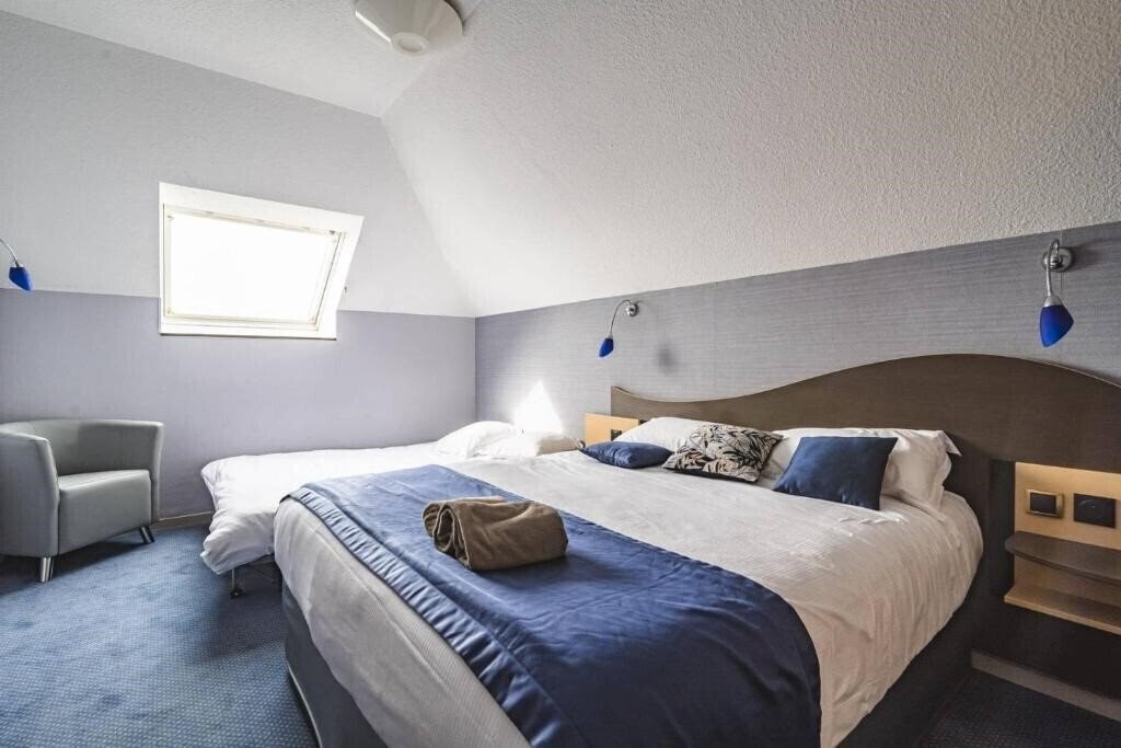 Картинка Logis Hotel Au Tambour 3*