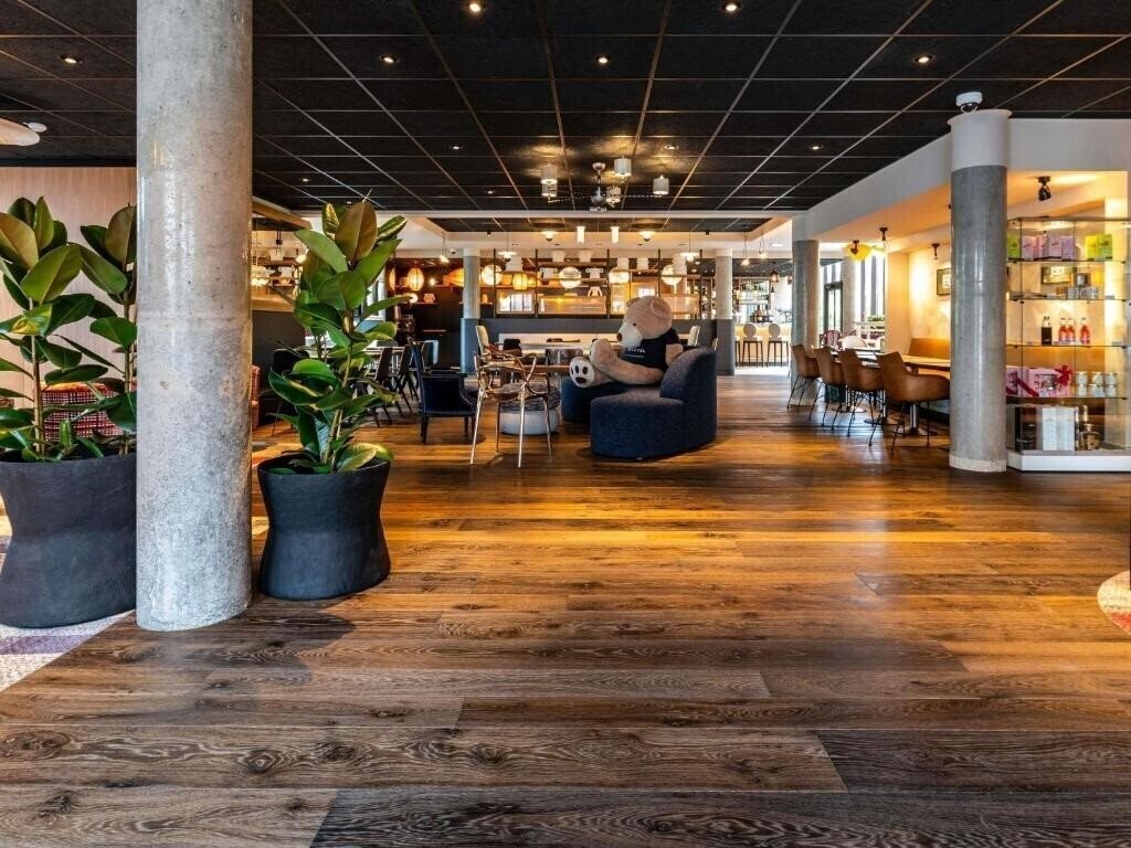 Отель Novotel Suites Reims Centre 4*