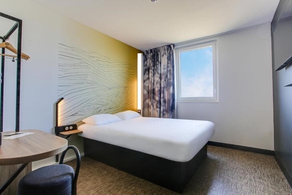 Картинка B&B Hotel Reims Croix Blandin 3*