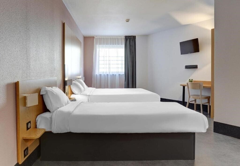 Зображення B&B Hotel Reims Centre Gare 2*