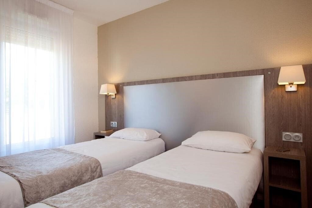 Картинка Sejours & Affaires Reims Clairmarais 2*