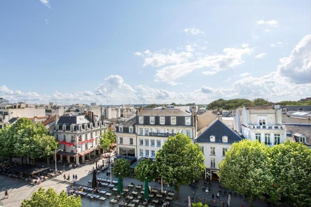 Отель Best Western Hotel Centre Reims 3*