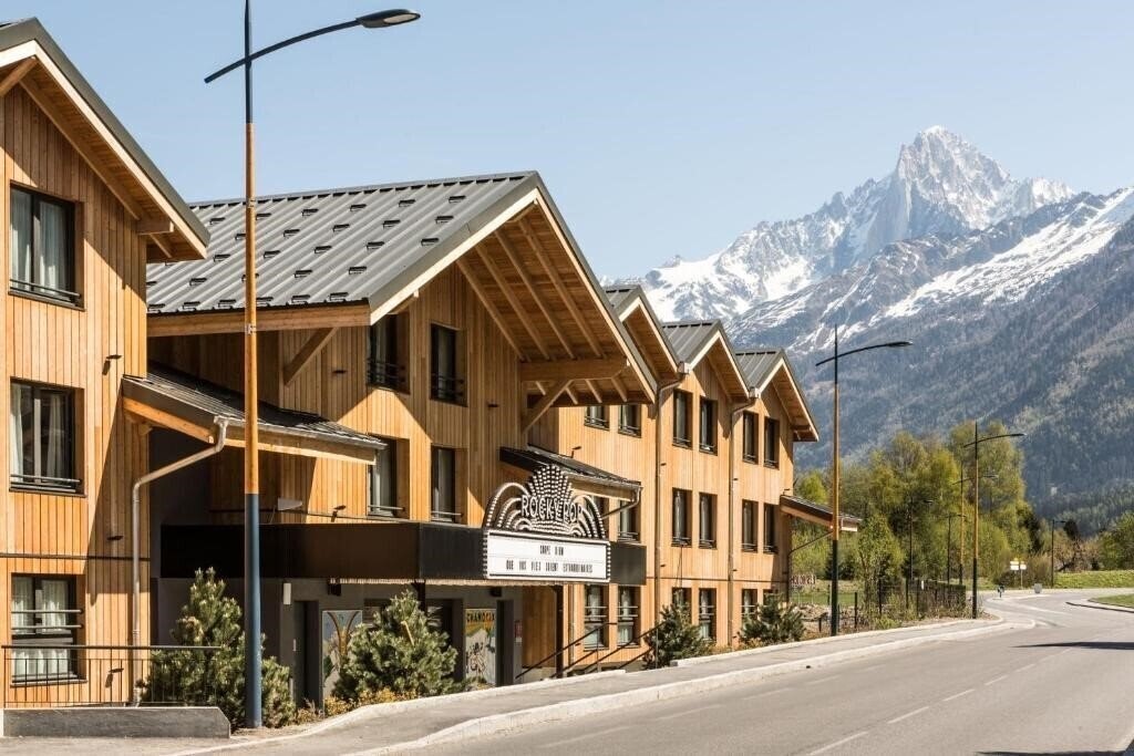 Отель RockyPop Chamonix Les Houches 3*