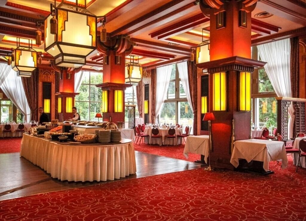 Картинка Domaine de Divonne 4*