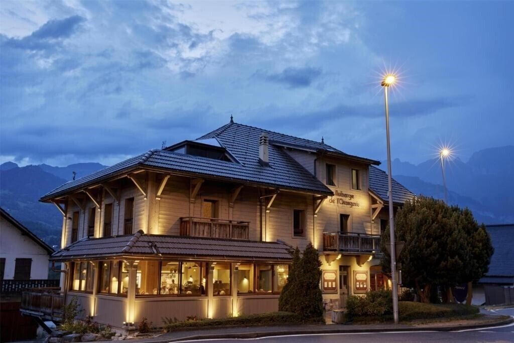 Готель Best Western Plus Pays du Mont Blanc 4*