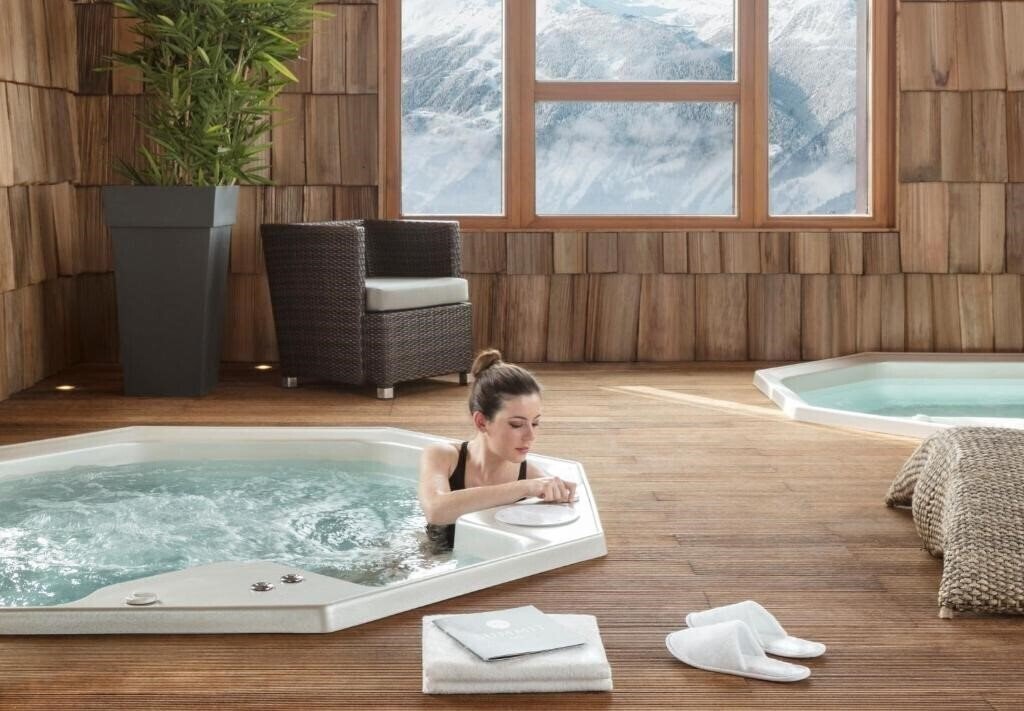 Фотографія ILY Hotels La Rosiere 4*