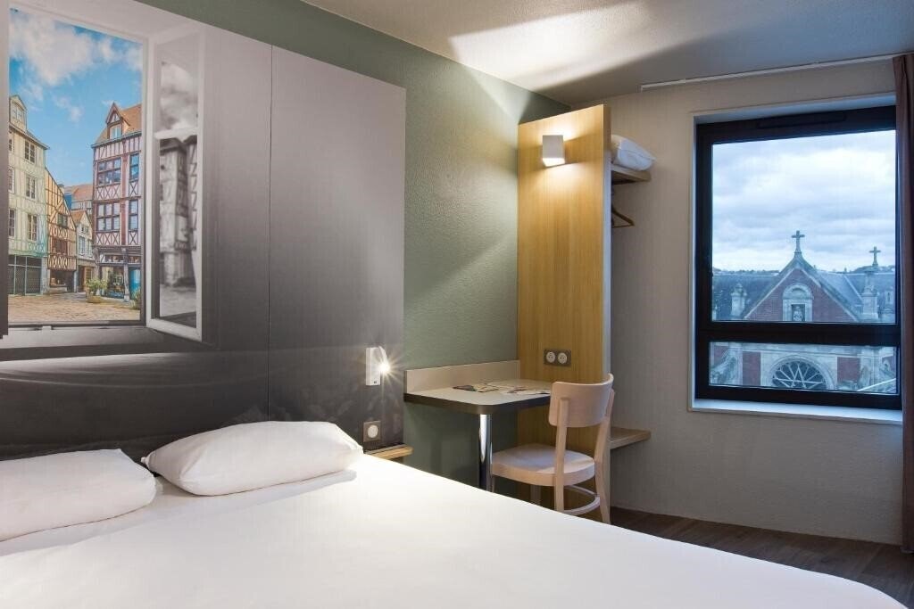 Фото B&B Hotel Rouen Centre 3*
