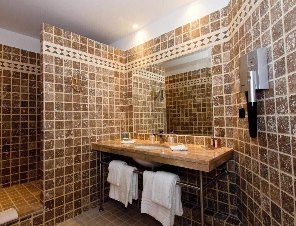 Изображение Hotel de Bourgtheroulde, Autograph Collection 5*