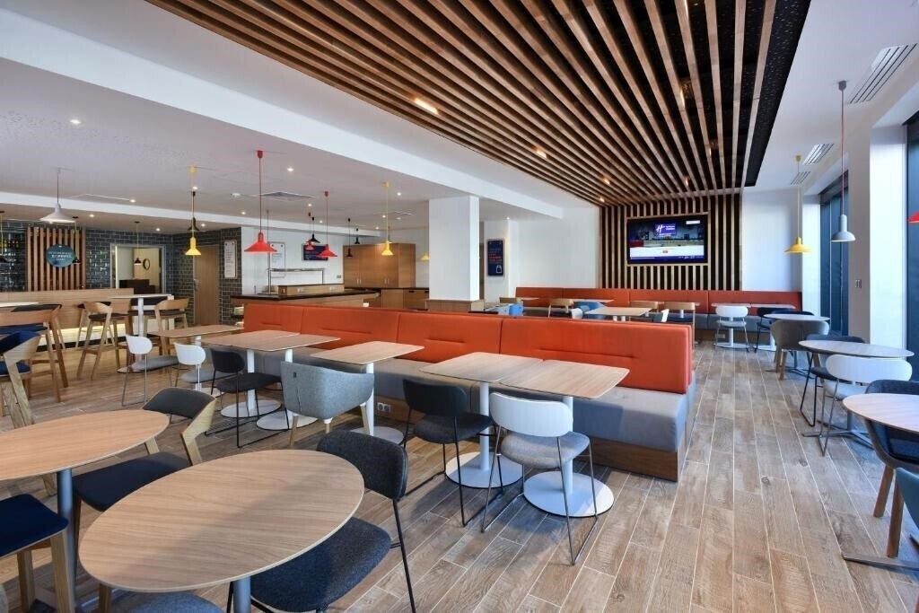 Фотография Holiday Inn Express Rouen Centre Rive Gauche 3*