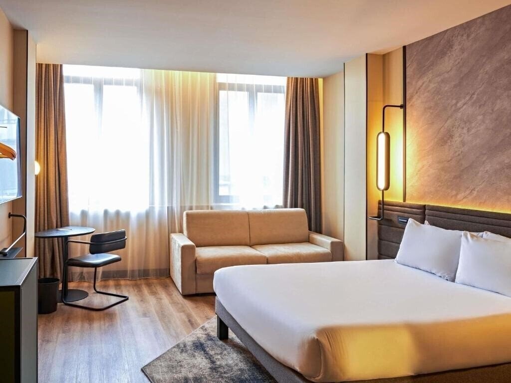 Фотографія Novotel Rouen Centre Cathedrale 4*
