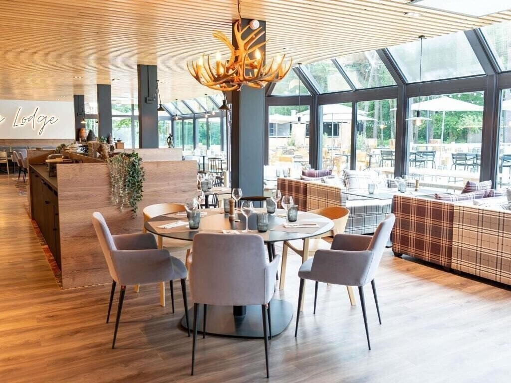 Фотографія Novotel Rouen Sud Zenith Parc Expo 4*