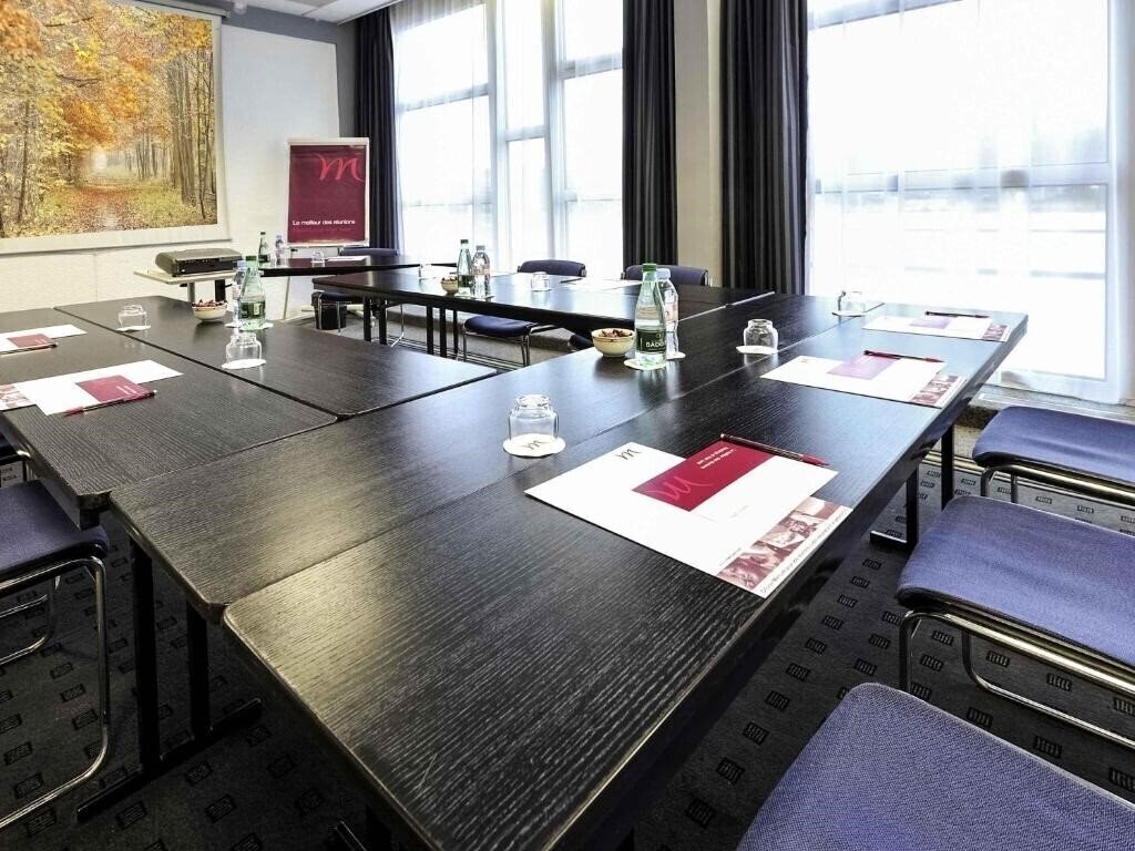 Фотография Mercure Rouen Val-De-Reuil 4*