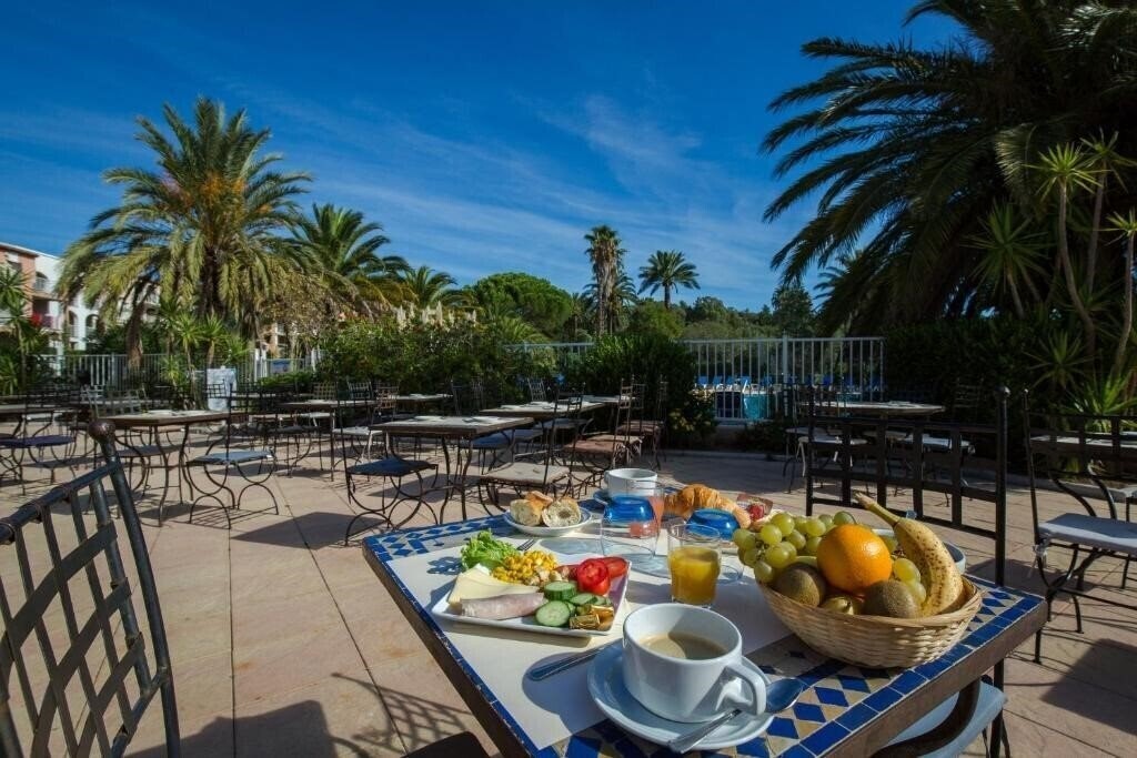 Изображение Sowell Hotels Golfe de Saint Tropez 4*