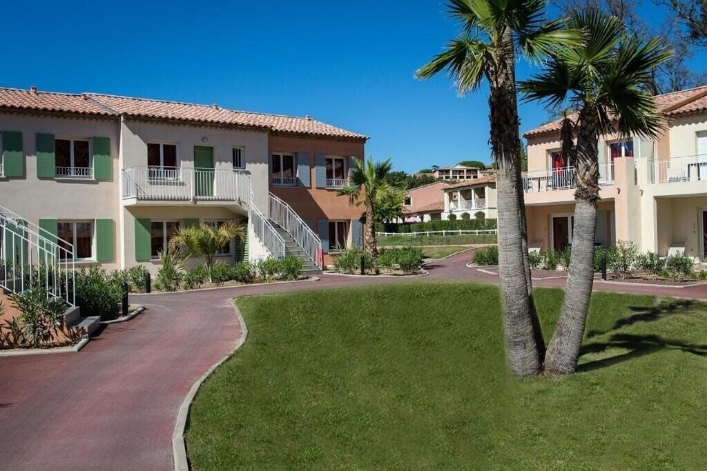 Готель Sowell Residences Les Perles du Golfe de Saint Tropez 4*
