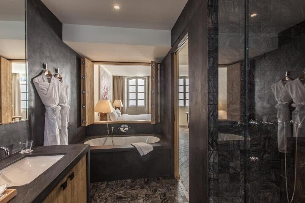 Фотографія Hotel Le Yaca Saint-Tropez 5*