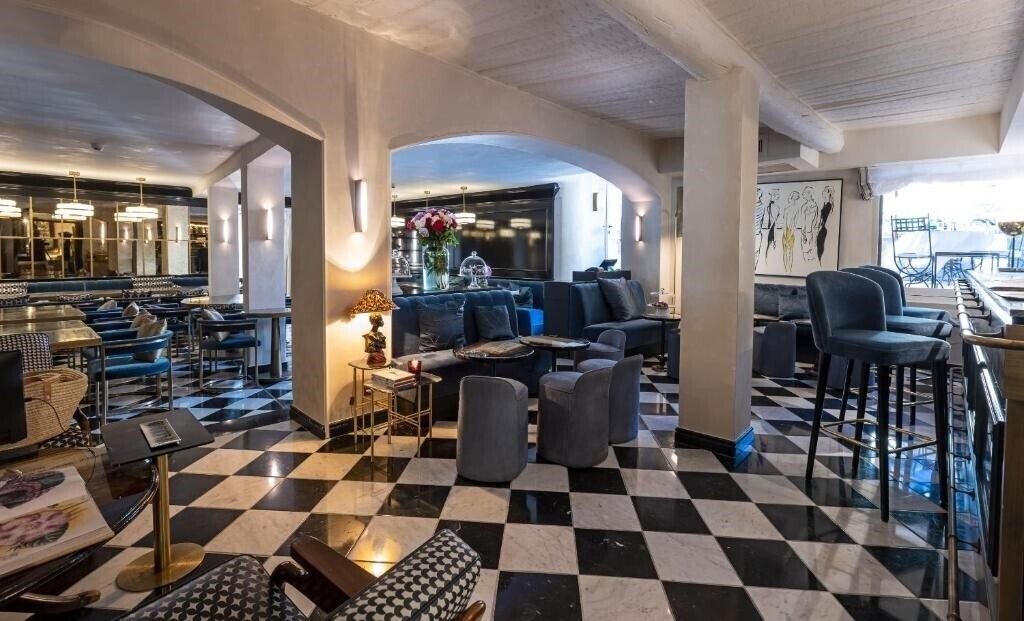 Картинка Hotel Le Yaca Saint-Tropez 5*
