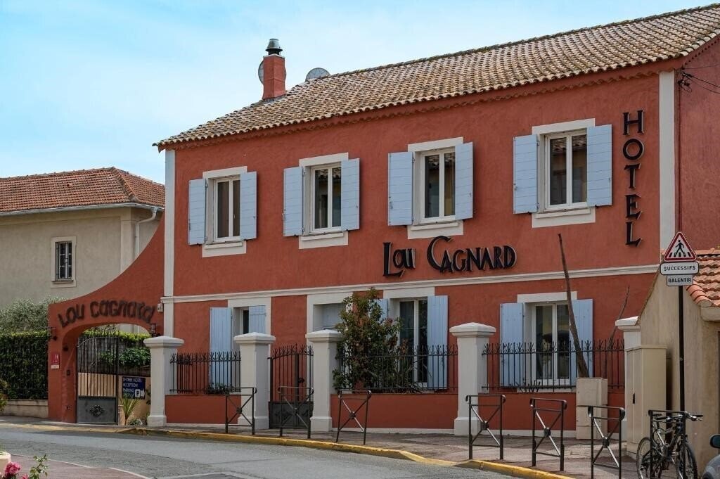 Готель Hotel Lou Cagnard 4*